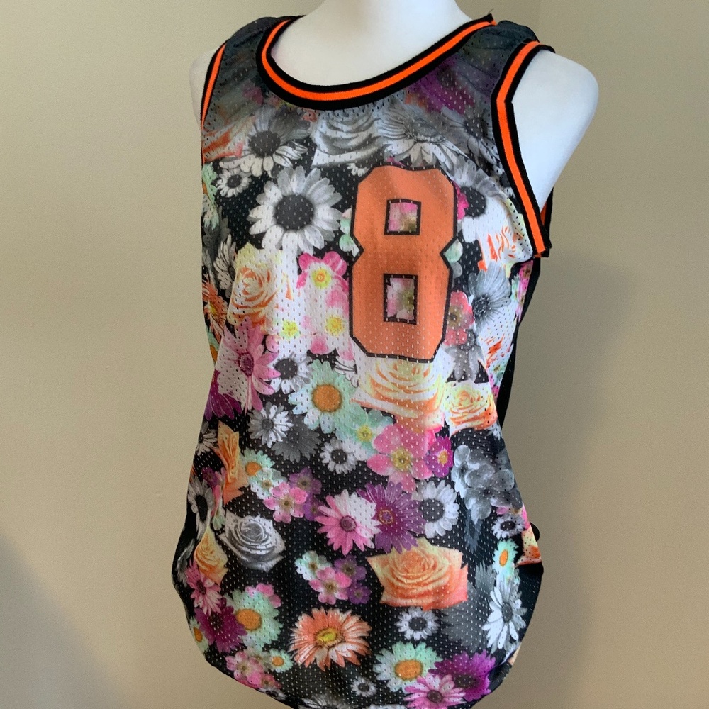 Rue 21 floral shirt size M